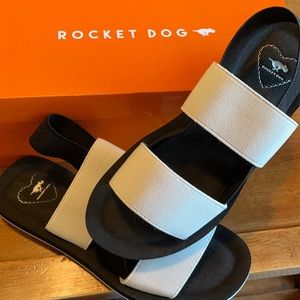 Rocket dog size 6 sandals